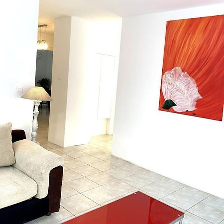 La Laiterie Apartment Bining Bagian luar foto