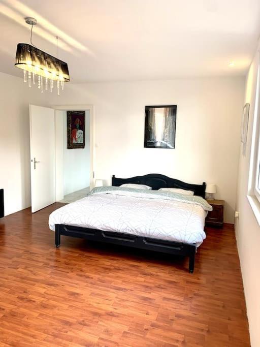 La Laiterie Apartment Bining Bagian luar foto