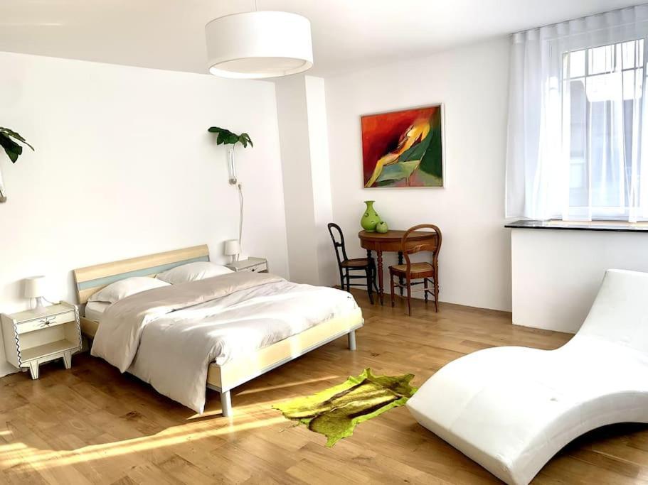 La Laiterie Apartment Bining Bagian luar foto